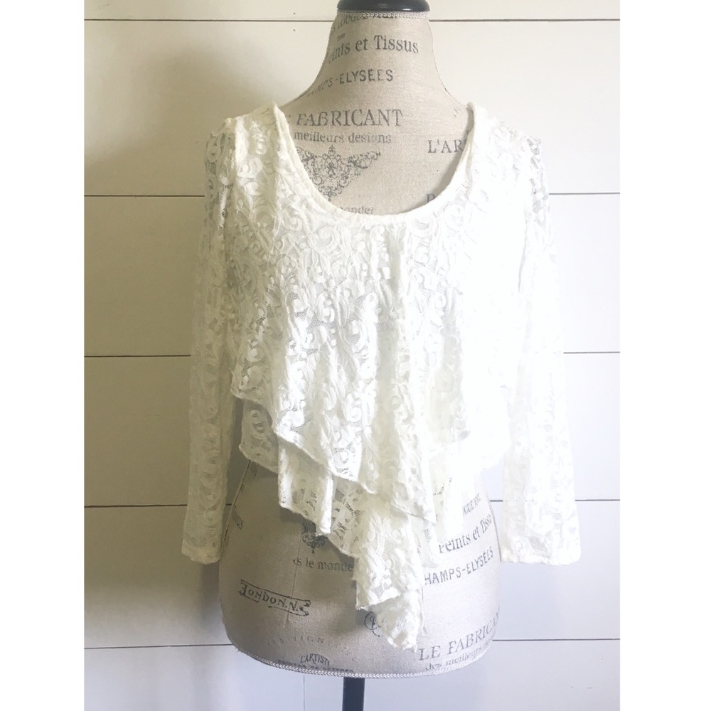 NWOT “Shasta” offwhite lace flounce crop top